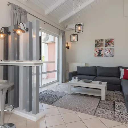 Ageri Stone House Apartment Sarakinadhon
