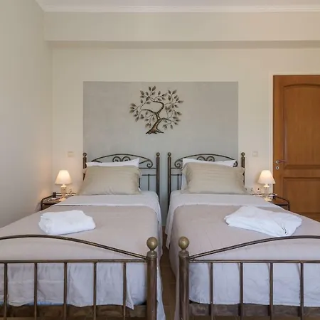 Ageri Stone House Apartment Sarakinadhon