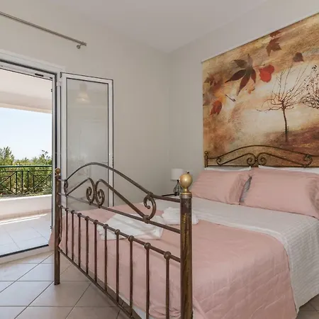 Apartment Ageri Stone House